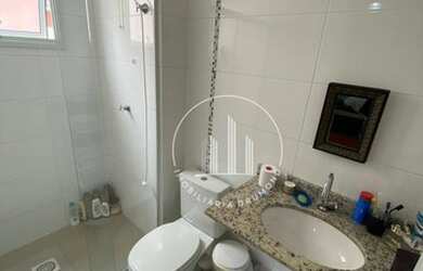 Imagem: O apartamento possui 2 Dormitórios, 2 Banheiros, 1 Vaga na