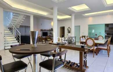 Imagem: A casa em condomínio possui 3 Dormitórios, 3 Banheiros, 3