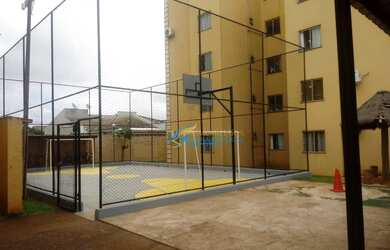 Imagem: O apartamento possui 3 Dormitórios, 1 Banheiro, 1 Vaga na garagem