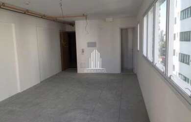 Imagem: O depósito possui 1 Vaga na garagem, 48m² de Área e está