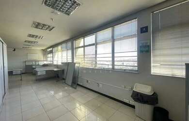 Imagem 2: Sala Comercial no Centro. 141m² de Área