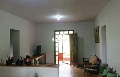 Imagem 5: Rancho com 4 suítes disponível para venda na Área Rural de Uberlândia-MG