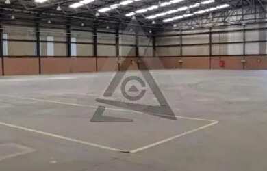 Imagem: O depósito possui 3.858m² de Área e está localizado em