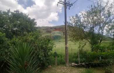 Imagem: O terreno possui 44700m² de Área e está localizado em Santa