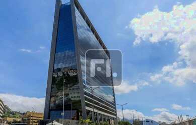 Imagem: O depósito possui 5 Vagas na garagem, 1.145m² de Área e