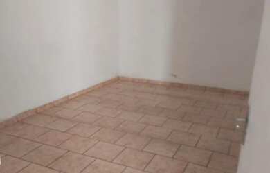 Imagem 12: Vendo casa antiga ótimo local