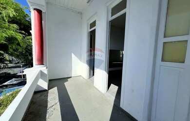 Imagem 13: Ponto com vista mar no porto da Barra R$ 800.000,00