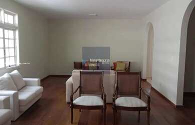 Imagem 9: Casa de alto padrão à venda no Centro de São Lourenço - MG