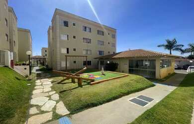 Imagem: O apartamento possui 2 Dormitórios, 1 Banheiro, 1 Vaga na garagem