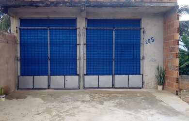 Imagem: A casa possui 2 Dormitórios, 1 Banheiro, 4 Vagas na garagem