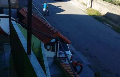 Imagem: A casa possui 1 Dormitório, Acomodam 5 pessoas, Imóvel mobiliado