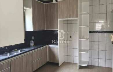 Imagem 5: Casa à Venda com Edícula Bairro Tranquilo e Bem Localizado