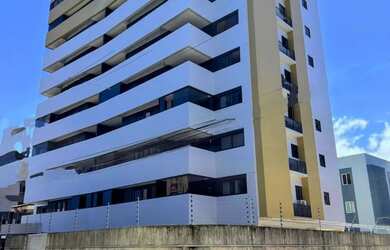 Imagem: O apartamento possui 3 Dormitórios, 1 Banheiro, 2 Vagas na