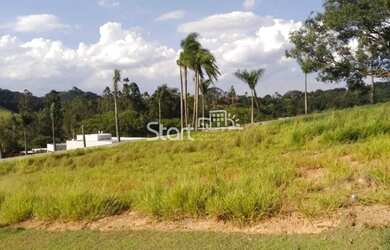 Imagem: O terreno possui 600m² de Área e Imóvel novo e está localizado