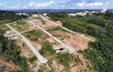 Imagem: O terreno possui 420m² de Área, Imóvel novo e está localizado