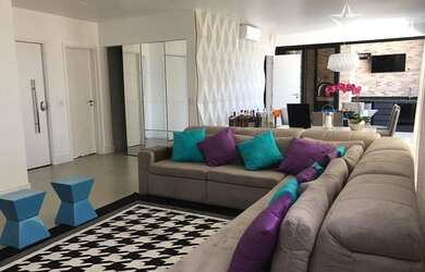 Imagem: O apartamento possui 3 Dormitórios, 5 Banheiros, 4 Vagas na