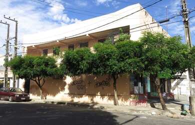 Imagem: O apartamento possui 2 Dormitórios, 1 Banheiro, 50m² de Área