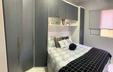 Imagem: O apartamento possui 2 Dormitórios, 1 Banheiro, 1 Vaga na garagem