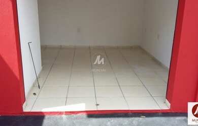 Imagem: O depósito possui 3 Vagas na garagem, 108m² de Área e está