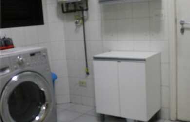 Imagem: O apartamento possui 4 Dormitórios, 5 Banheiros, 3 Vagas na