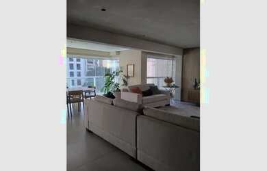 Imagem 7: Elegante apartamento com 182m, 3 suítes, 4 vagas em Moema