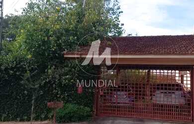 Imagem: O depósito possui 3 Vagas na garagem, 341m² de Área e está