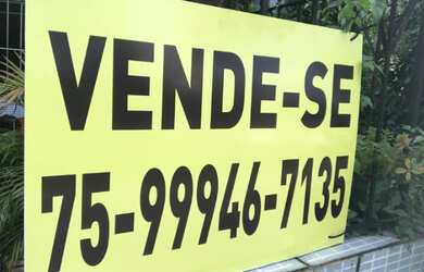 Imagem: A casa possui 3 Dormitórios, 2 Banheiros, 1 Vaga na garagem