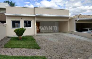 Imagem: A casa em condomínio possui 3 Dormitórios, 3 Banheiros, 4