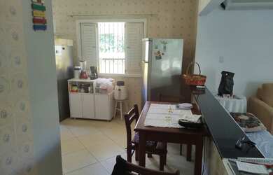 Imagem: A casa em condomínio possui 3 Dormitórios, 3 Banheiros, 2