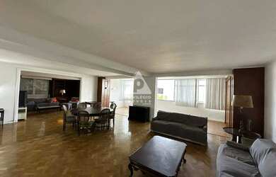 Imagem 3: 4 quartos no posto 2. 330m² de Área, 1 Vaga na garageme4 Dormitórios