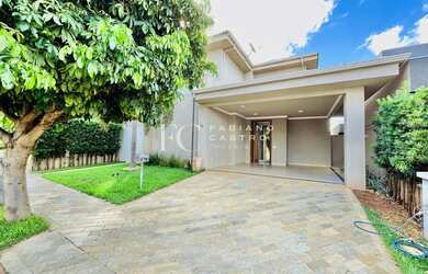 Imagem: A casa em condomínio possui 4 Dormitórios, 5 Banheiros, 2