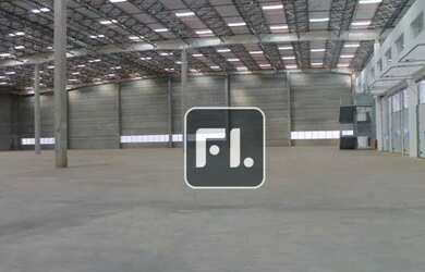 Imagem: O depósito possui 5 Vagas na garagem, 3.474m² de Área e