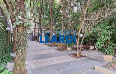 Imagem: O apartamento possui 2 Dormitórios, 3 Banheiros, 1 Vaga na