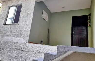 Imagem: A casa possui 1 Dormitório, 1 Banheiro e está localizado