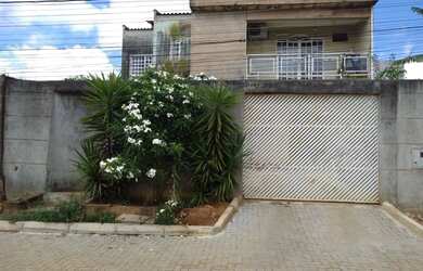 Imagem: A casa em condomínio possui 3 Dormitórios, 2 Banheiros, 4.003m²