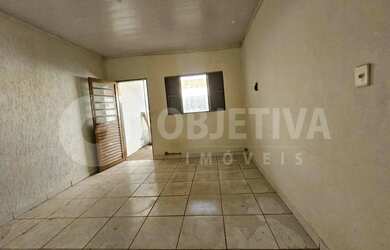 Imagem 6: Casa para aluguel, 3 quartos, 2 vagas, JARDIM DAS PALMEIRAS - UBERLANDIA/MG