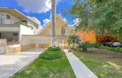 Imagem: A casa em condomínio possui 3 Dormitórios, 5 Banheiros, 4