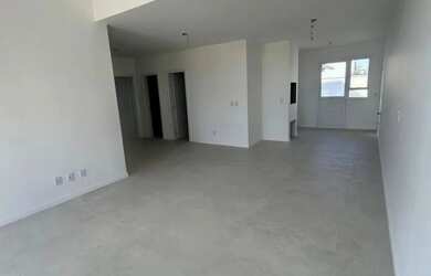 Imagem 8: Casa em Hípica. Área de serviço, Lareira, 2 Vagas na garageme3 Dormitórios