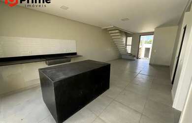 Imagem: A casa possui 4 Dormitórios, 2 Banheiros, 2 Vagas na garagem