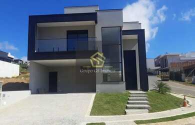 Imagem: A casa possui 3 Dormitórios, 4 Banheiros, 247m² de Área e