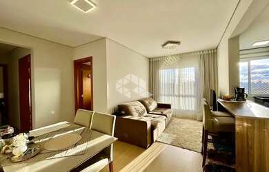 Imagem: O apartamento possui 2 Dormitórios, 1 Banheiro, 1 Vaga na garagem