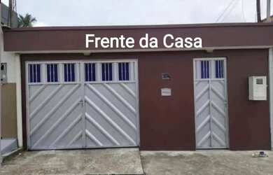 Imagem: A casa possui 3 Dormitórios, 3 Banheiros, 1 Vaga na garagem
