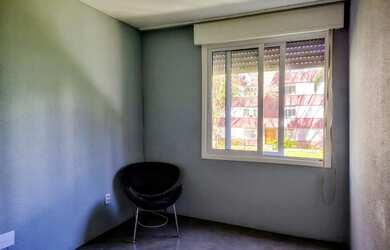 Imagem 4: Apartamento de 2 dormitórios, living, cozinha, área de serviço e banheiro...