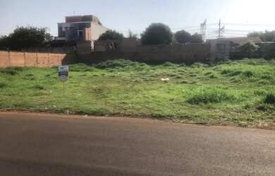 Imagem: O terreno possui 360m² de Área e está localizado em Polo