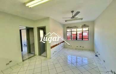 Imagem: O depósito possui 30m² de Área e está localizado em Centro