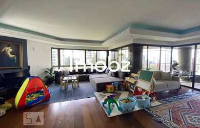 Imagem: O apartamento possui 4 Dormitórios, 5 Banheiros, 4 Vagas na