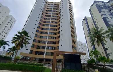 Imagem: O apartamento possui 4 Dormitórios, 3 Banheiros, 2 Vagas na