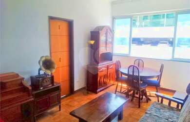 Imagem: O apartamento possui 2 Dormitórios, 2 Banheiros, 96m² de Área