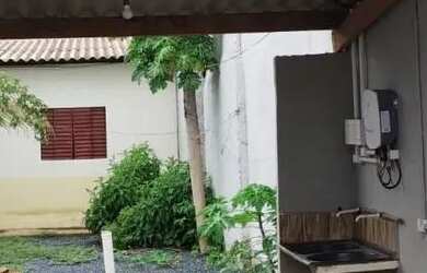 Imagem: A casa possui 3 Dormitórios, 3 Banheiros, 5 Vagas na garagem