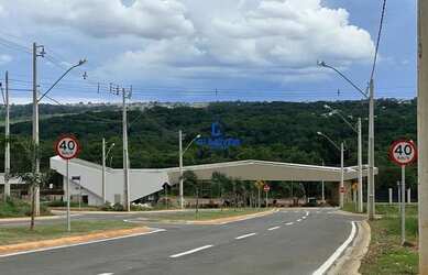 Imagem 7: Casa de condomínio para venda possui 347 metros quadrados em Jardim Flamboyant...